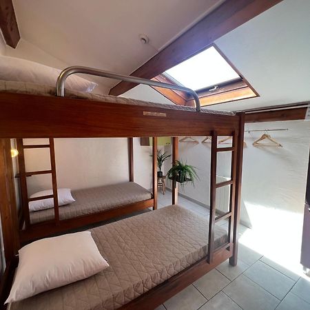 L'Oustaou Castellane Hostel ภายนอก รูปภาพ