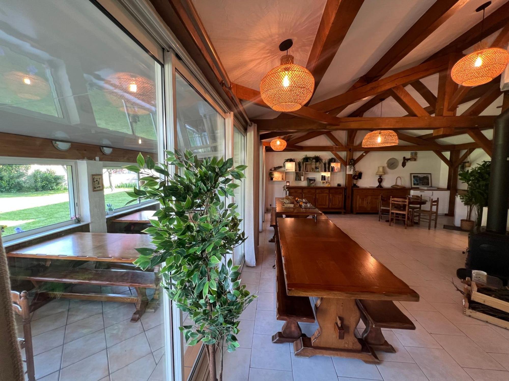 L'Oustaou Castellane Hostel ภายนอก รูปภาพ