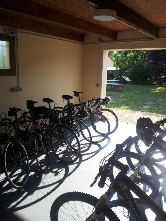 L'Oustaou Castellane Hostel ภายนอก รูปภาพ